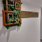 La Petite Boheme, Sauna