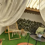 La Petite Boheme, Sauna Lorquin