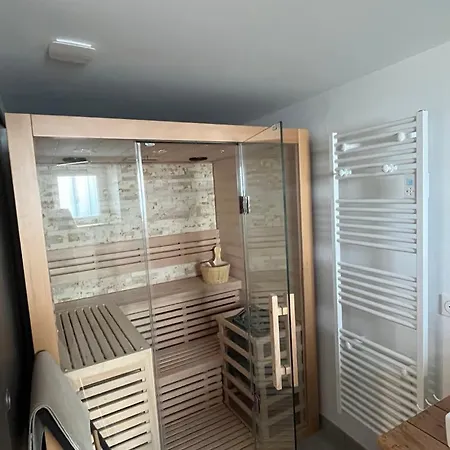 La Petite Bohème, Sauna Lorquin