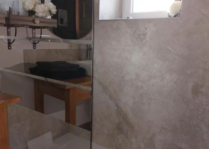 La Petite Bohème, Sauna Hébergement de vacances *